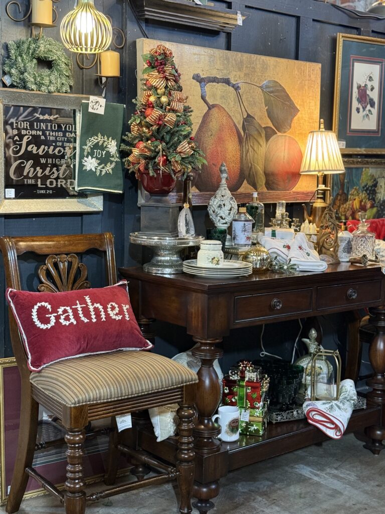 Picture of holiday decor from Forsyth Antiques and More 