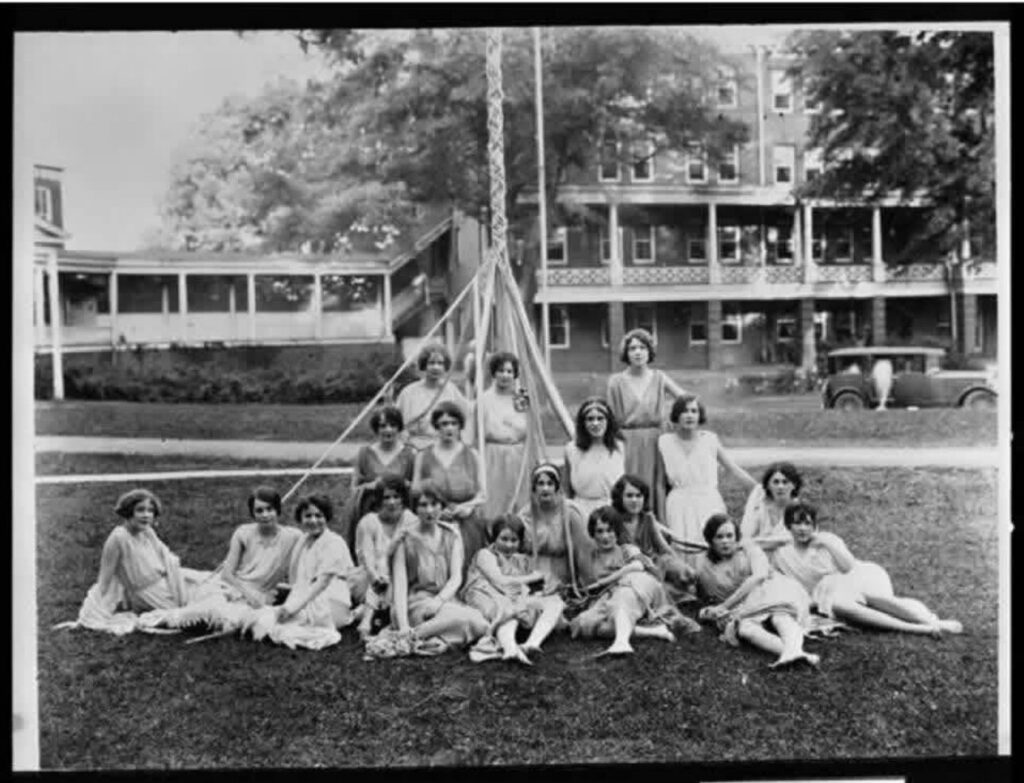 An image of the May Pole at Tift College from 1929 